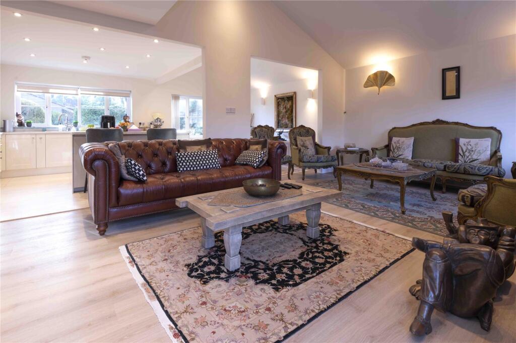 Warbank Lane, Kingston Upon Thames, KT2 photo 2