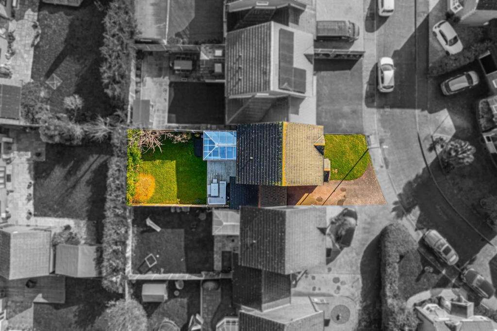 House in Rochford, Rayleigh - View 4