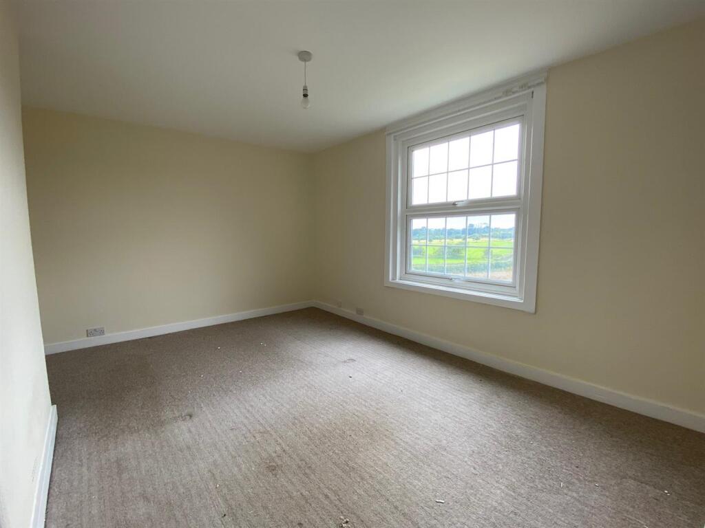 House in Salisbury - View 4
