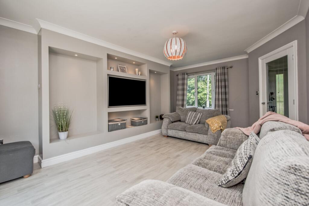 Fairview, Greenside, Oakenshaw, Bradford, BD12 photo 2