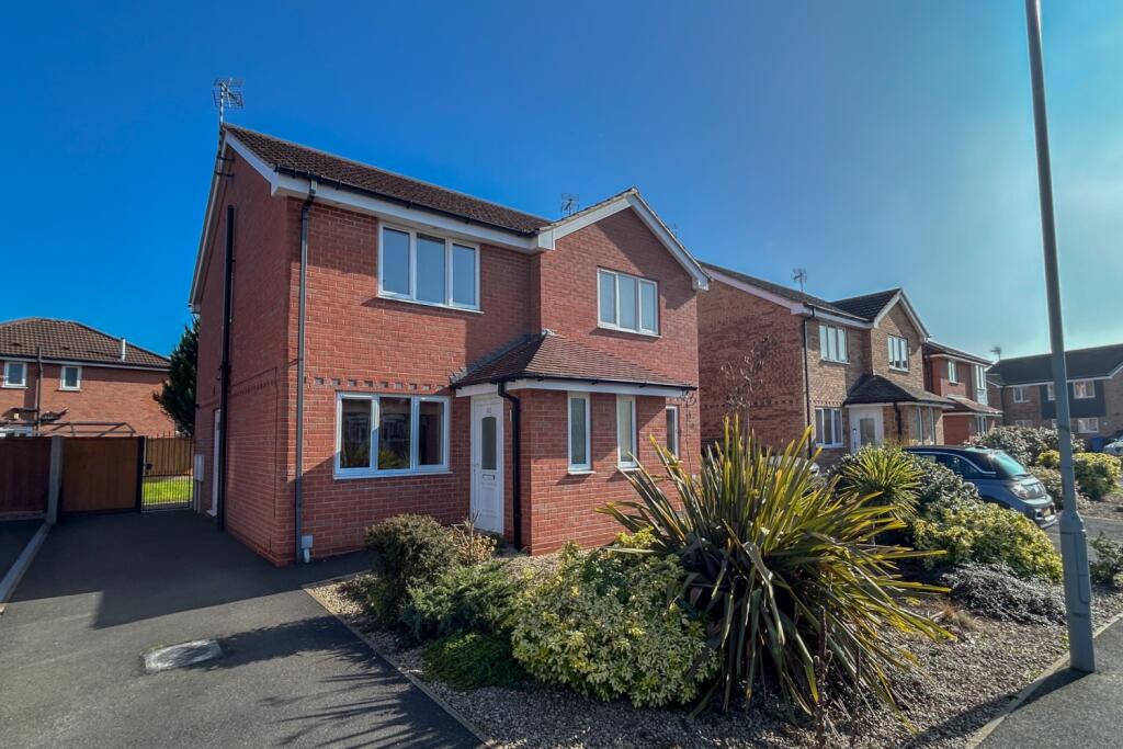 Main image of property: Dunbar Close, Long Eaton, Nottingham, Nottinghamshire, NG10