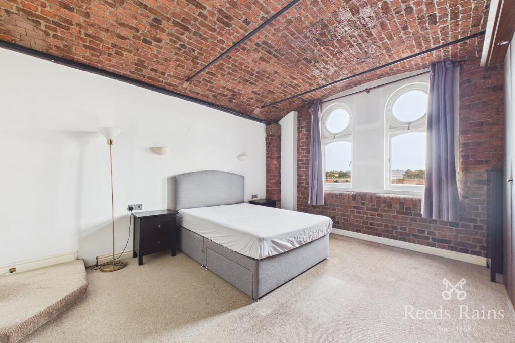 Apartment in Liverpool - View 3