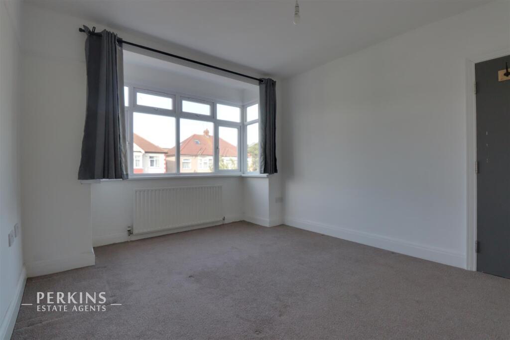 House in Southall - View 4
