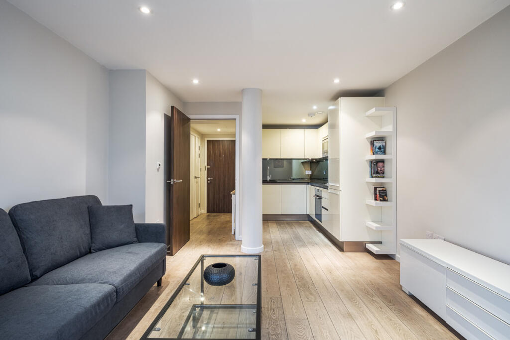 Apartment in London, Highbury - More