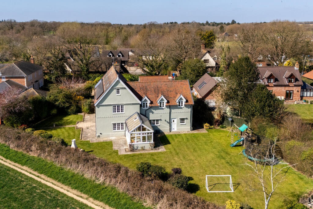 5-bed detached on Link Lane, Ipswich, IP9 2, £875,000