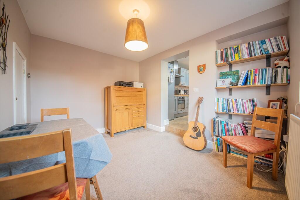 Church Road, Old Bishopstoke, Hampshire, SO50 photo 3
