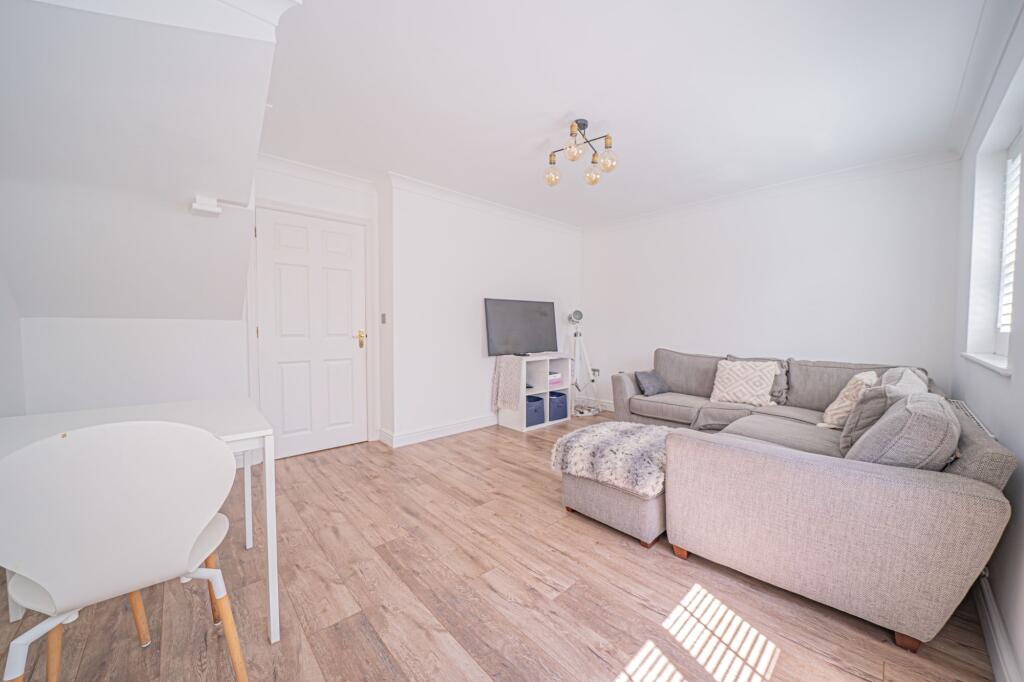 House in Solihull, Hockley Heath - View 5