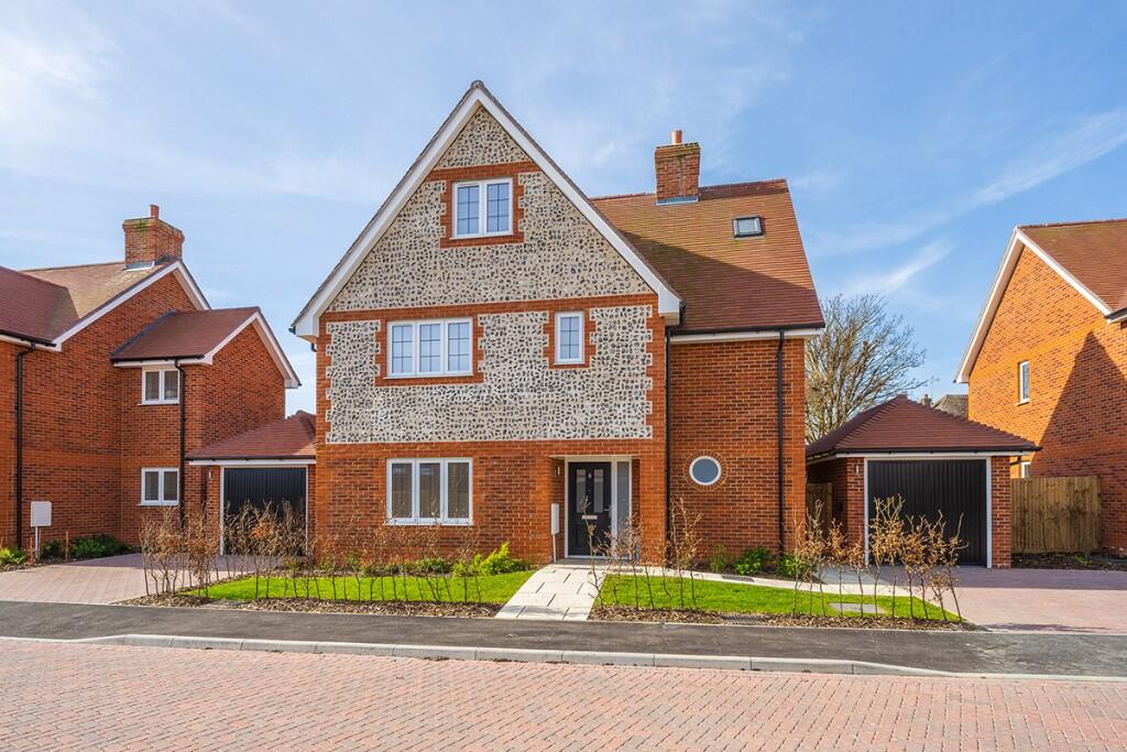 Main image of property: Kingsgate Place, 
Broadstairs, 
CT10 3AZ