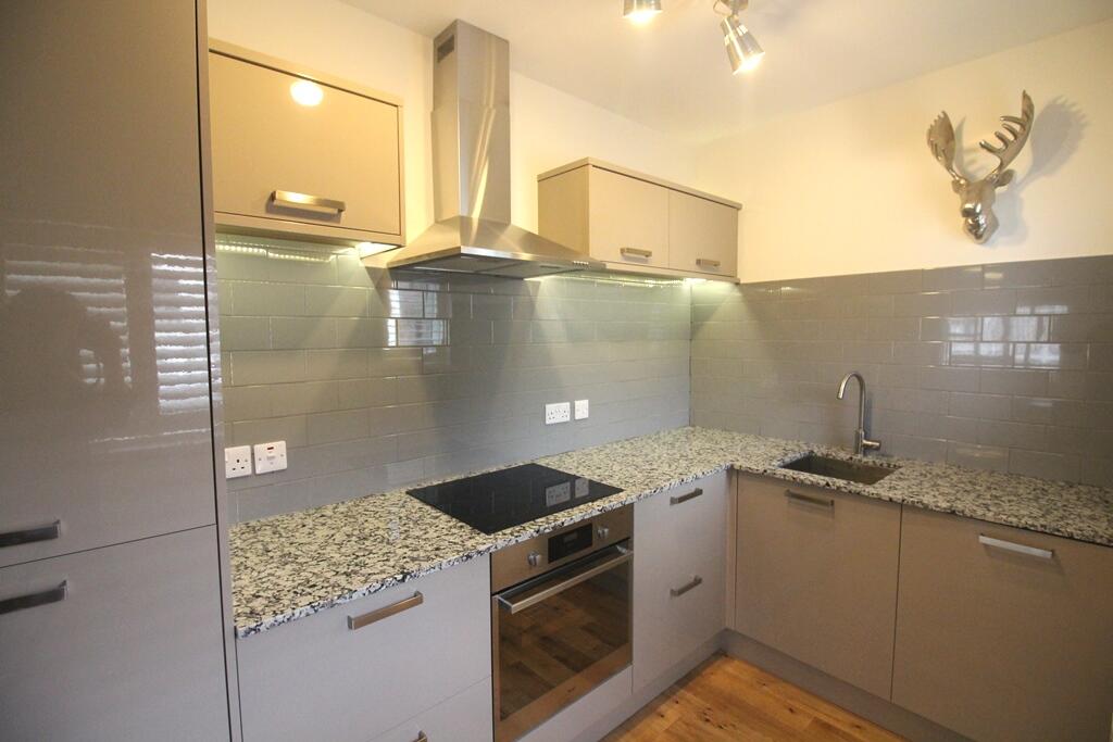 Howard Terrace, City Centre - View 2