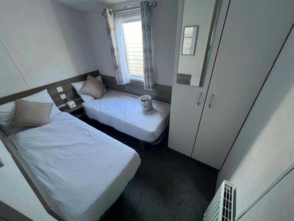 2019 Atlas Moonstone, Chichester Lakeside Holiday Park, Vinnetrow Road, Chichester, West Sussex, PO20 1QH - View 5