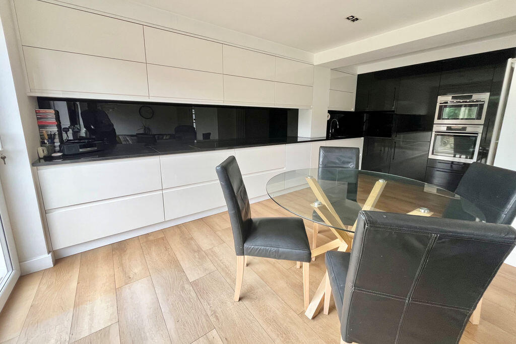 House in Portsmouth - View 4