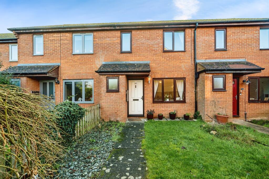 Main image of property: Brookside Close, Tiddington, Thame