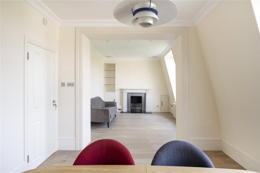 Apartment in London, City of Westminster - More