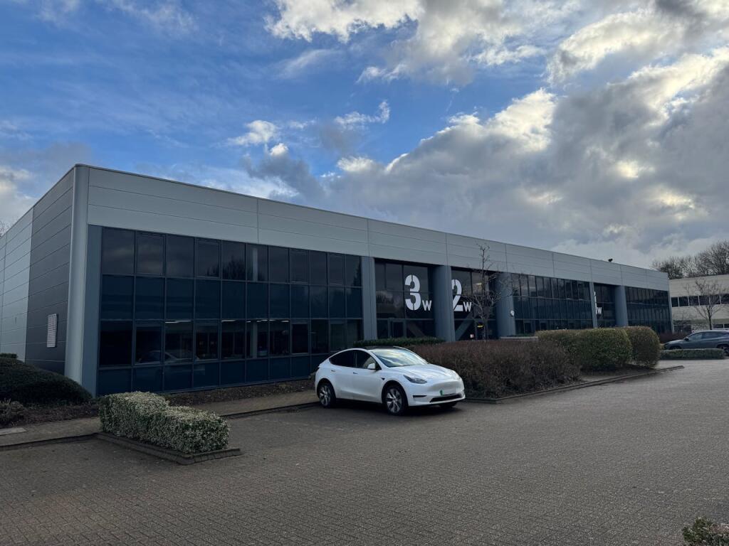 Main image of property: 3 Woodshots Meadow, Croxley Park, Watford, WD18 8YS