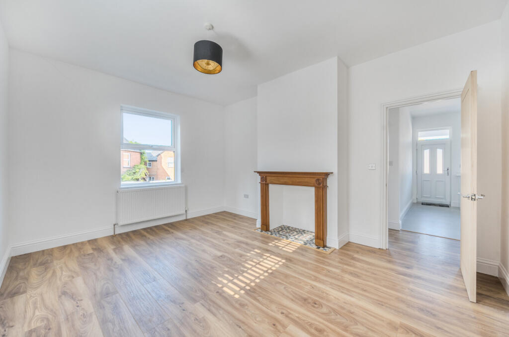 House in Reading - View 4