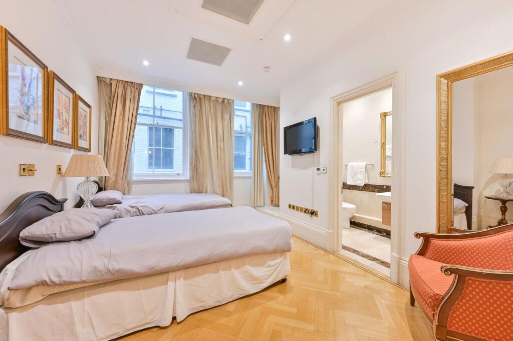 4 bedroom flat for rent