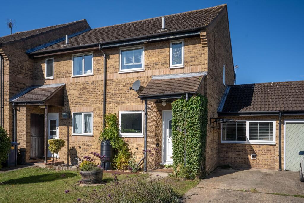 2-bed terraced on The Spinney, Bar Hill, CB23, £285,000