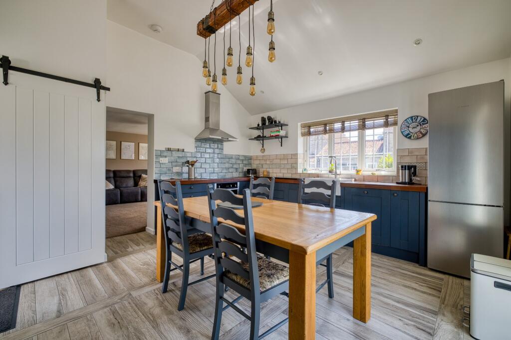 House in Taunton, Somerset - View 3