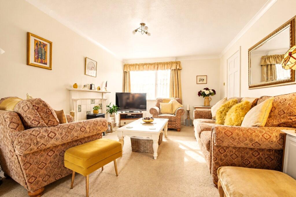 Bellaire Drive, Barnstaple, Devon, EX31 photo 4