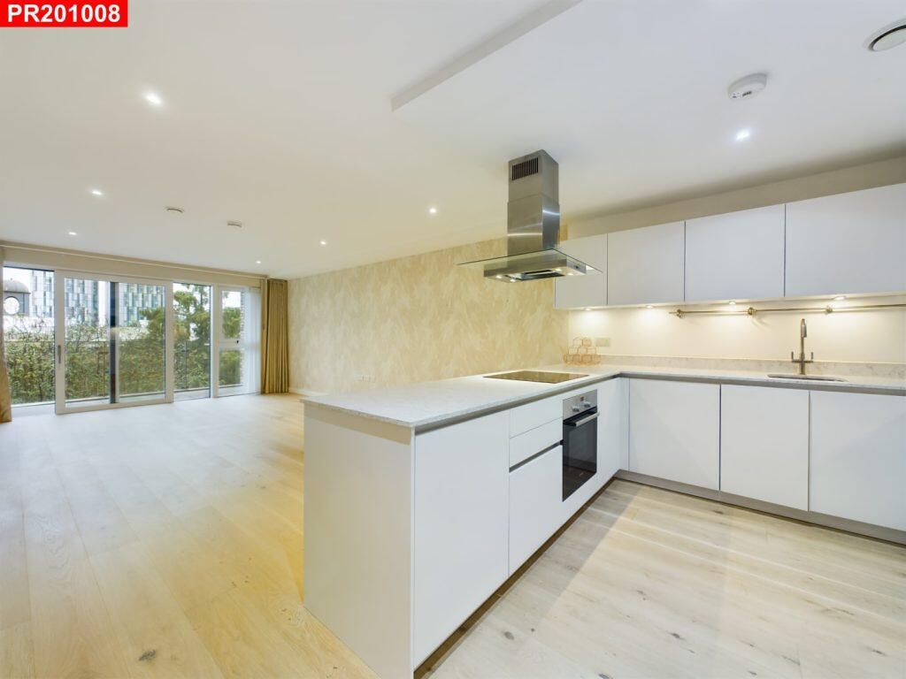 Main image of property: King‘s Cross – 2 Bedrooms Flat