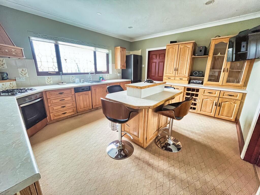 Trehill Lodge, St. Nicholas - CF5 6SJ photo 4