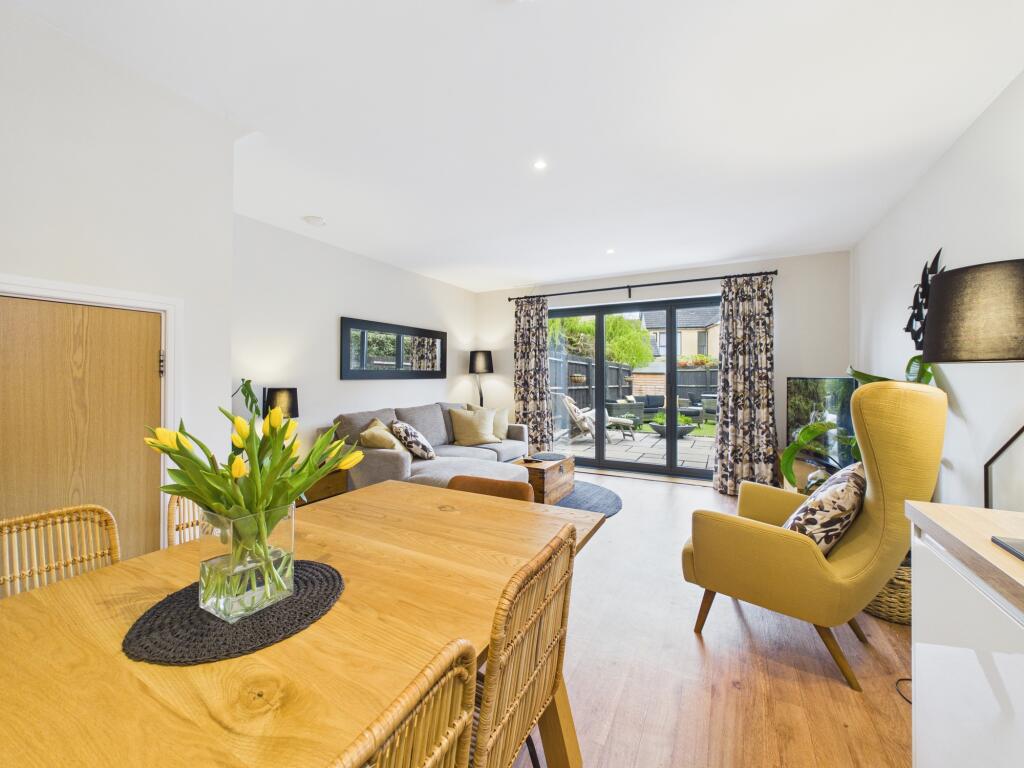Westgate, St Marys Island, Chatham, Medway – pohled 6