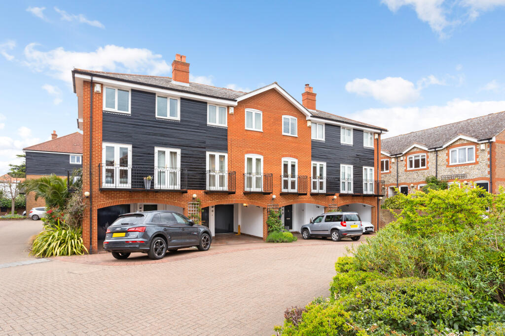 Main image of property: Thames Ditton, Surrey, KT7