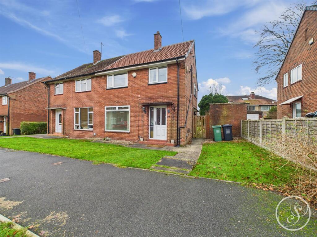 Main image of property: Fieldhouse Close, Leeds