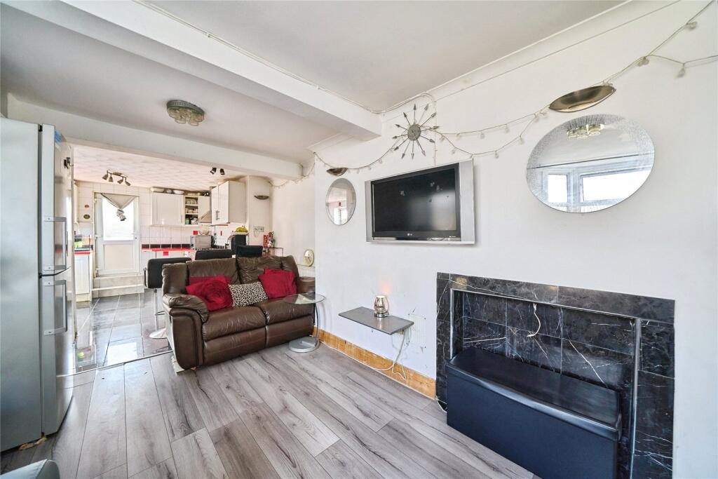 Morton Road, London, E15 - More