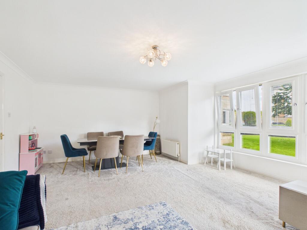 Apartment in Hamilton, Whitehill - View 5