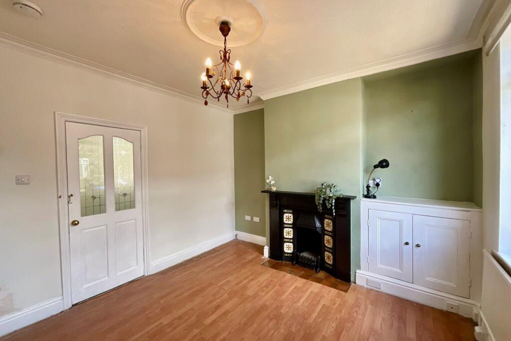 House in Sheffield, Wybourn - View 4
