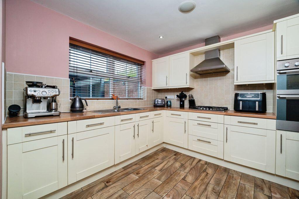 House in Immingham, North East Lincolnshire - View 3
