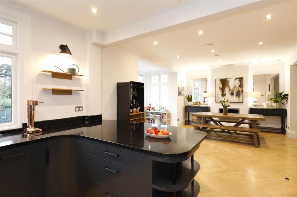 Ernle Road, Wimbledon, London, SW20 photo 2