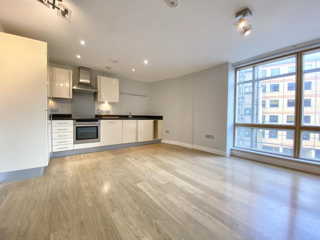 Main image of property: City Centre, Apollo Apartments, BS1 1NR