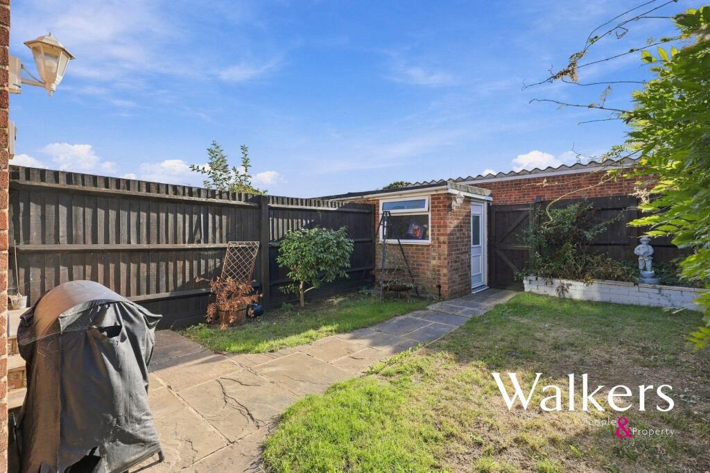 Houblon Drive, Chelmsford photo 2