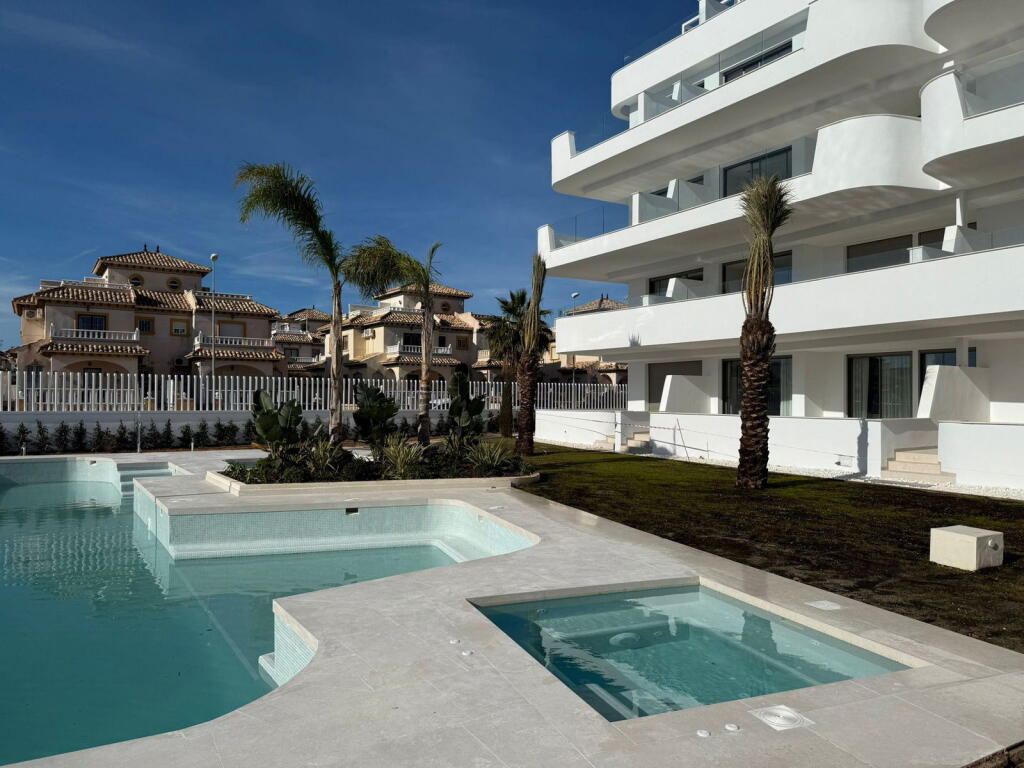 Main image of property: Valencia, Alicante, Cabo Roig