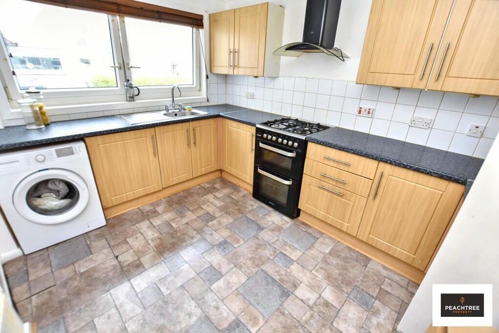 House in Erskine, Park Mains - View 3