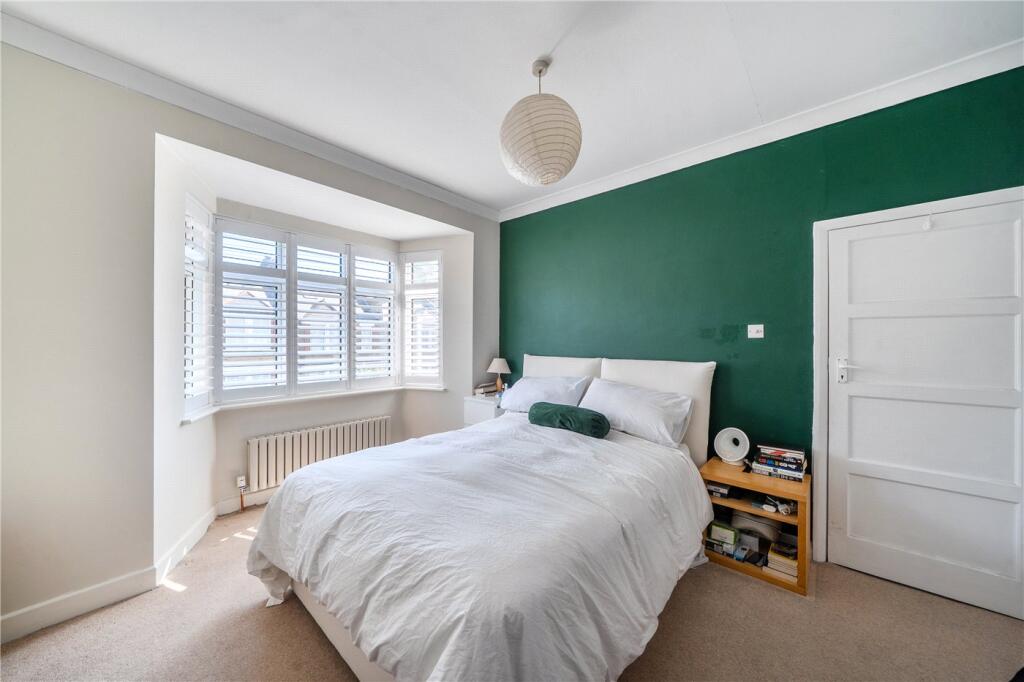 House in London, Cordwell Estate, Hither Green - More