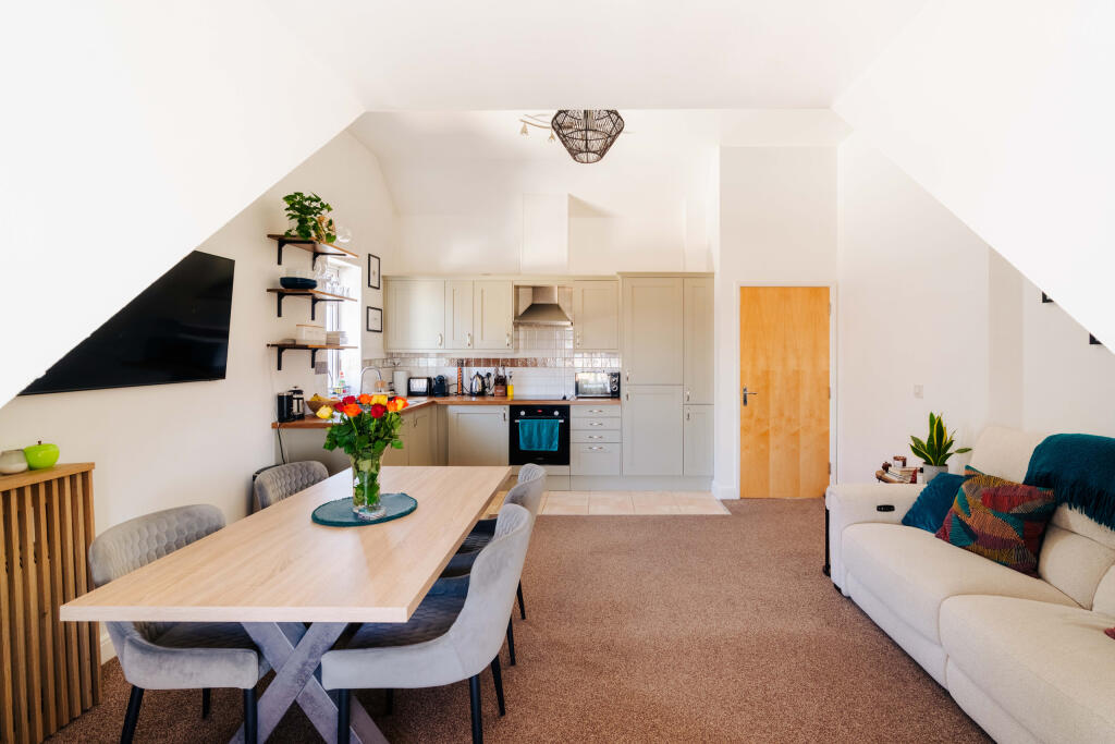 Main image of property: The Savoy, Station Road, Shirehampton, Bristol
