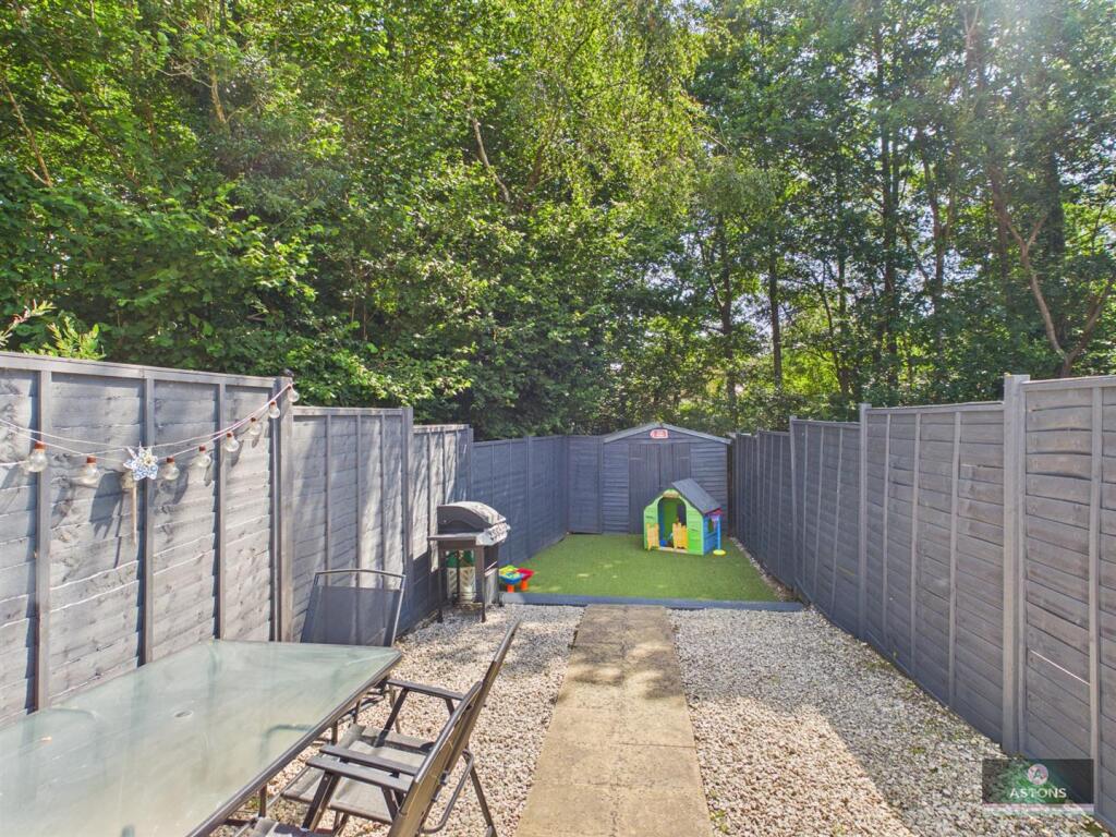 House in Crawley, Maidenbower, Worth - View 5