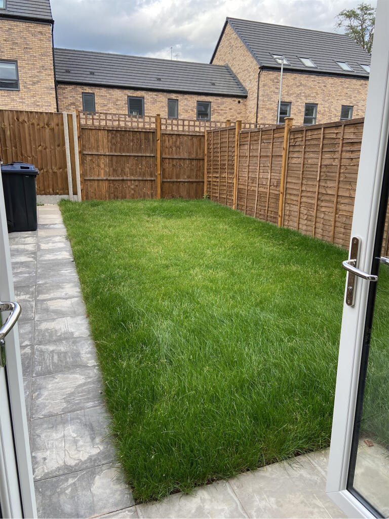 House in Birmingham, West Midlands - View 2