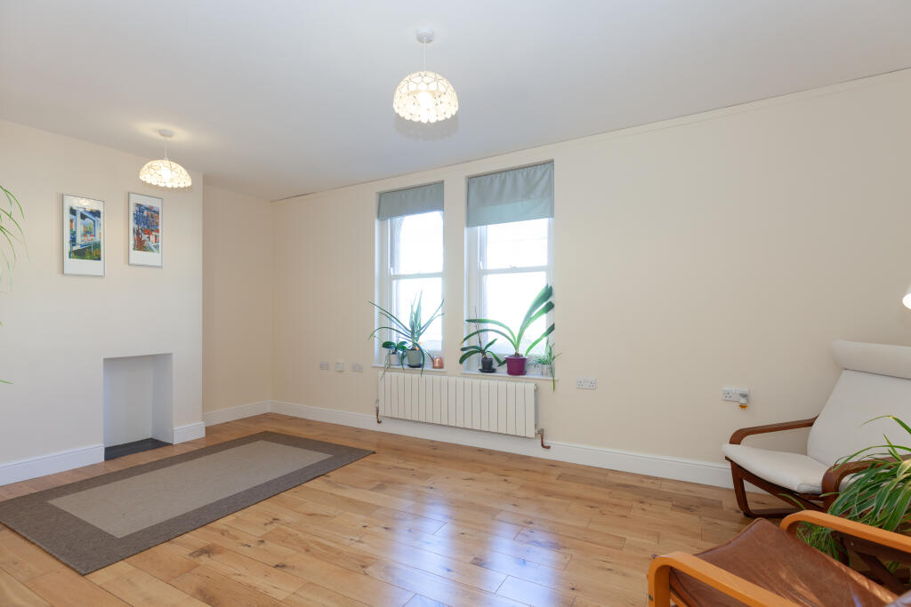 Main image of property: COWLEY ROAD, OXFORD, OX4