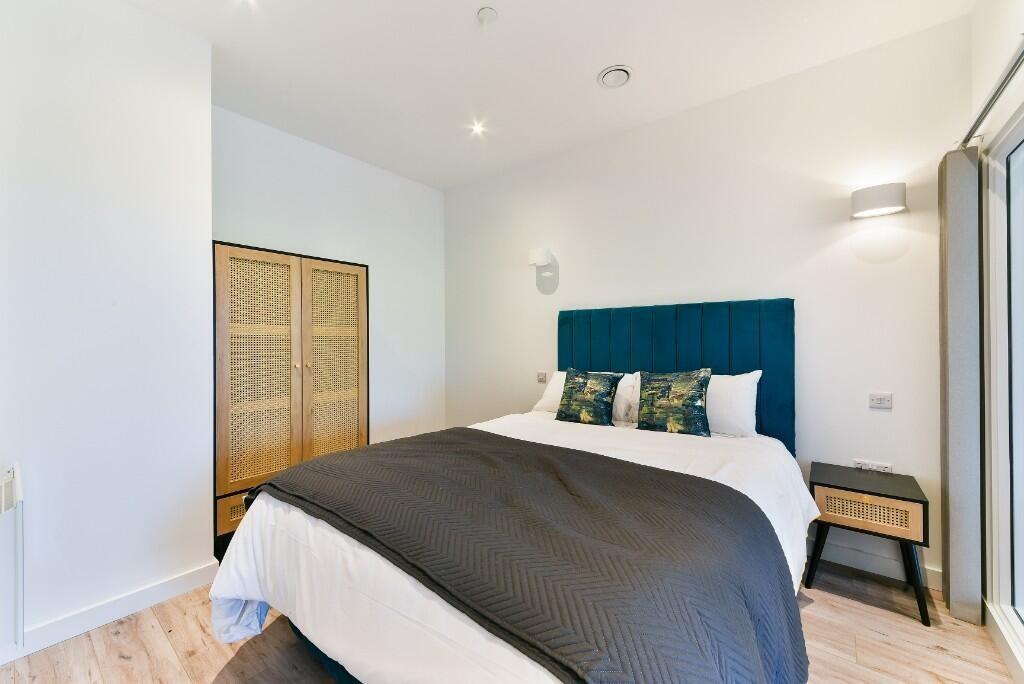 Apartment in London - View 3