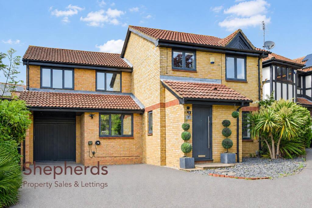 House in Broxbourne, Hertfordshire