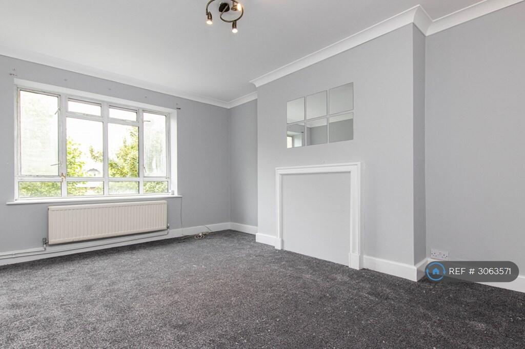 Apartment in London, Brondesbury Park, Brondesbury - More