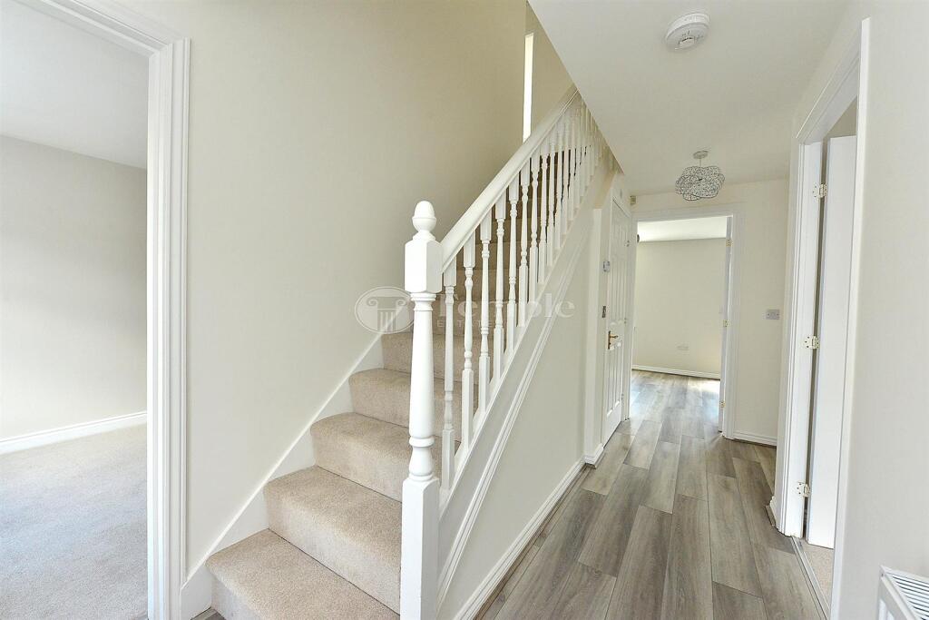 House in Mansfield, Berry Hill - View 2