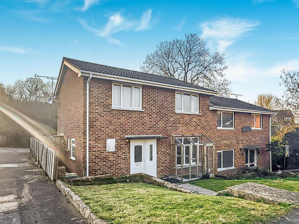 Main image of property: Rowan Grove, Dursley, GL11 4DY