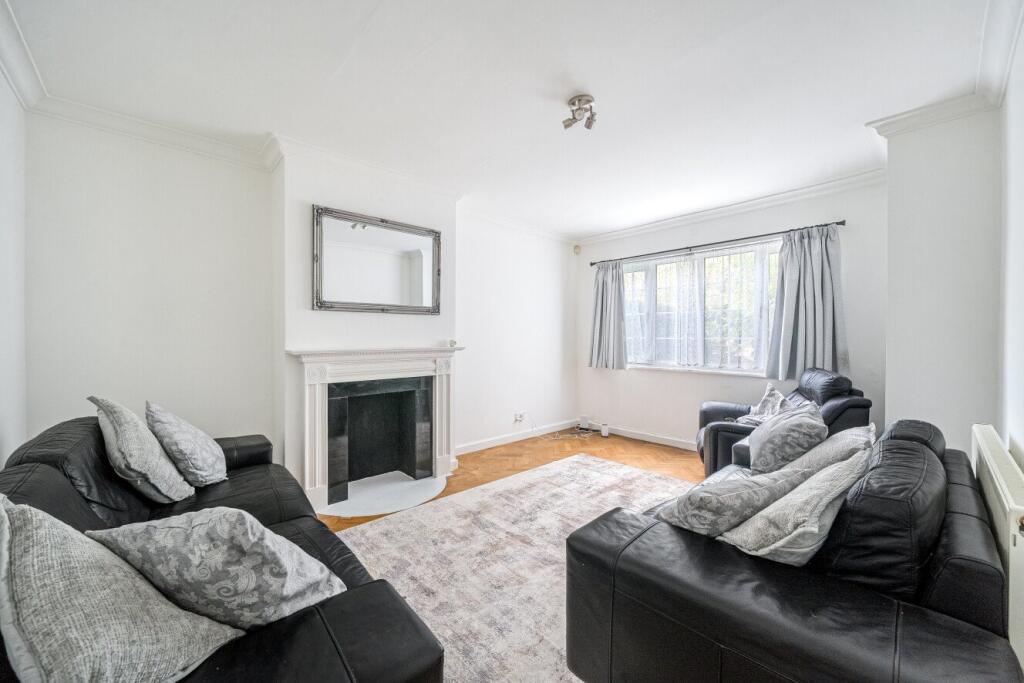 House in London, Upper Norwood - View 2