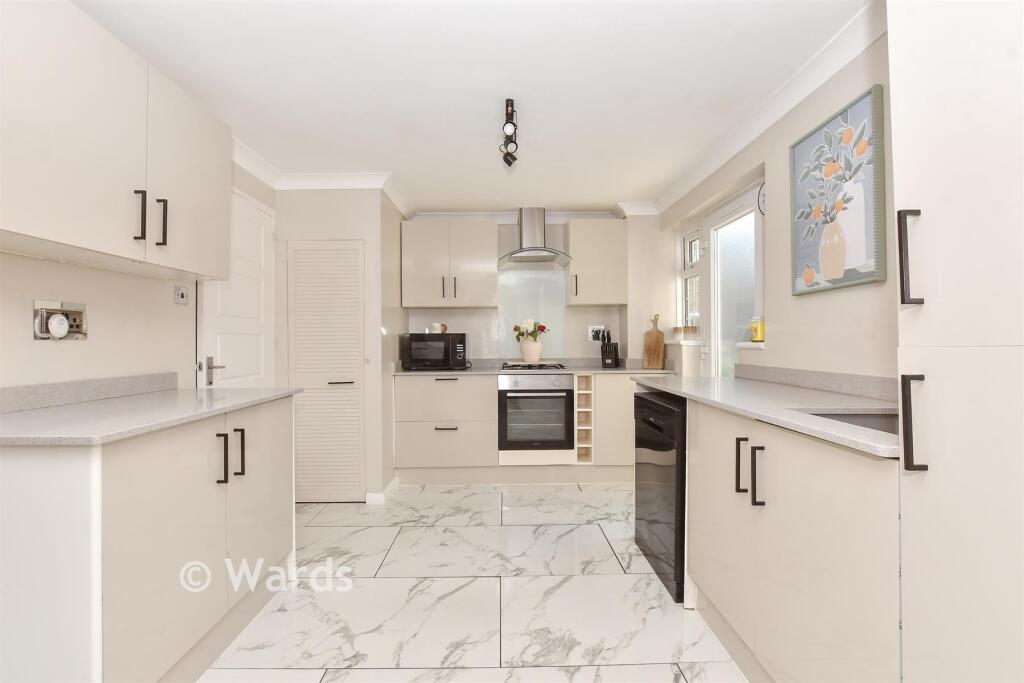 House in Dover, Aylesham - View 4