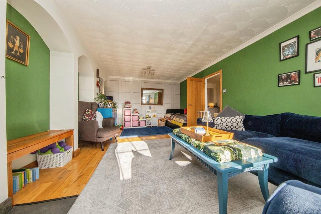 House in Ipswich, Belstead Hills - View 3